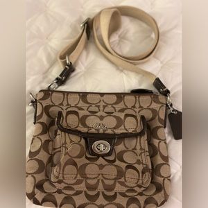 Like New! Coach Logo Signature Canvas Cross-body Messenger Bag | Size: M